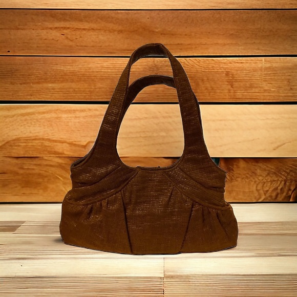 Laura Merkin Purse Textured Style it’s Floral interior - Picture 1 of 7